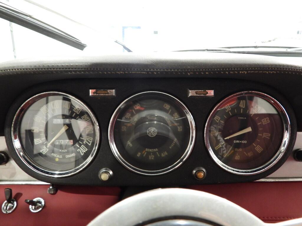 Alfa Romeo Spider 2600 SPRINT COUPE’ BERTONE 106.02