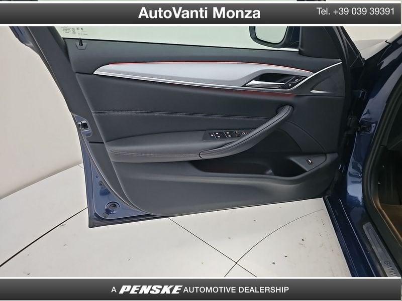 BMW Serie 5 520d mhev 48V Business auto
