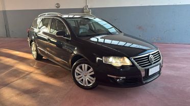 Volkswagen Passat 2.0 TDI DPF 4mot. Highline