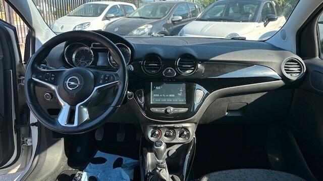 Opel Adam 1.2 70 CV Glam