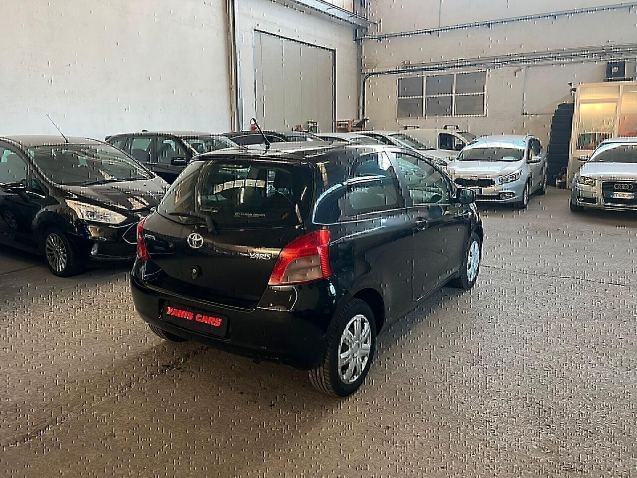 Toyota Yaris 0,998 cm3-2006