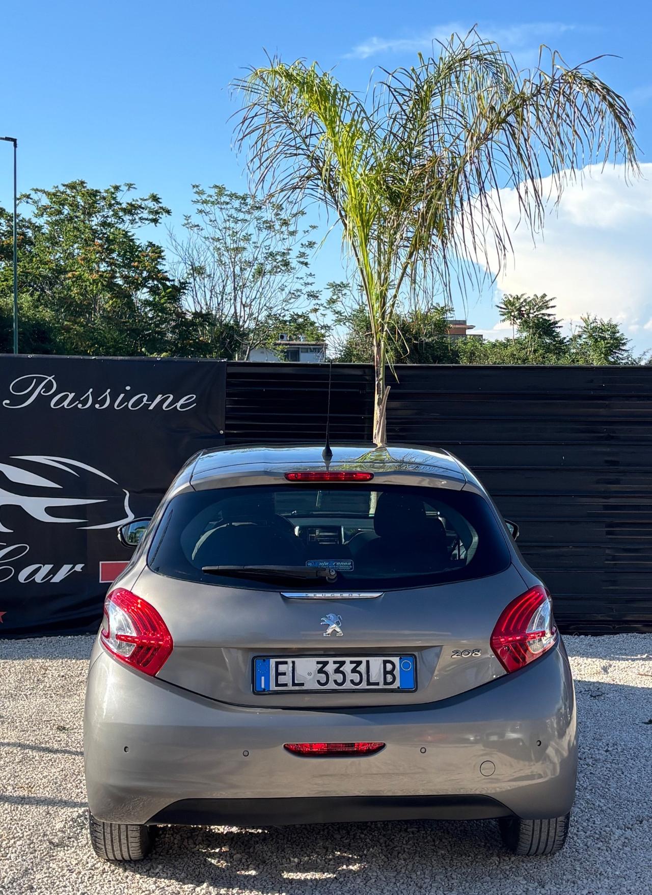 Peugeot 208 1.4 HDi 68 CV 5 porte Allure