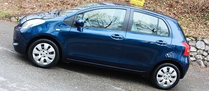 Toyota Yaris 1.0 5 porte Sol 89.000KM CLIMA NEOPATENTATI RADIO CD