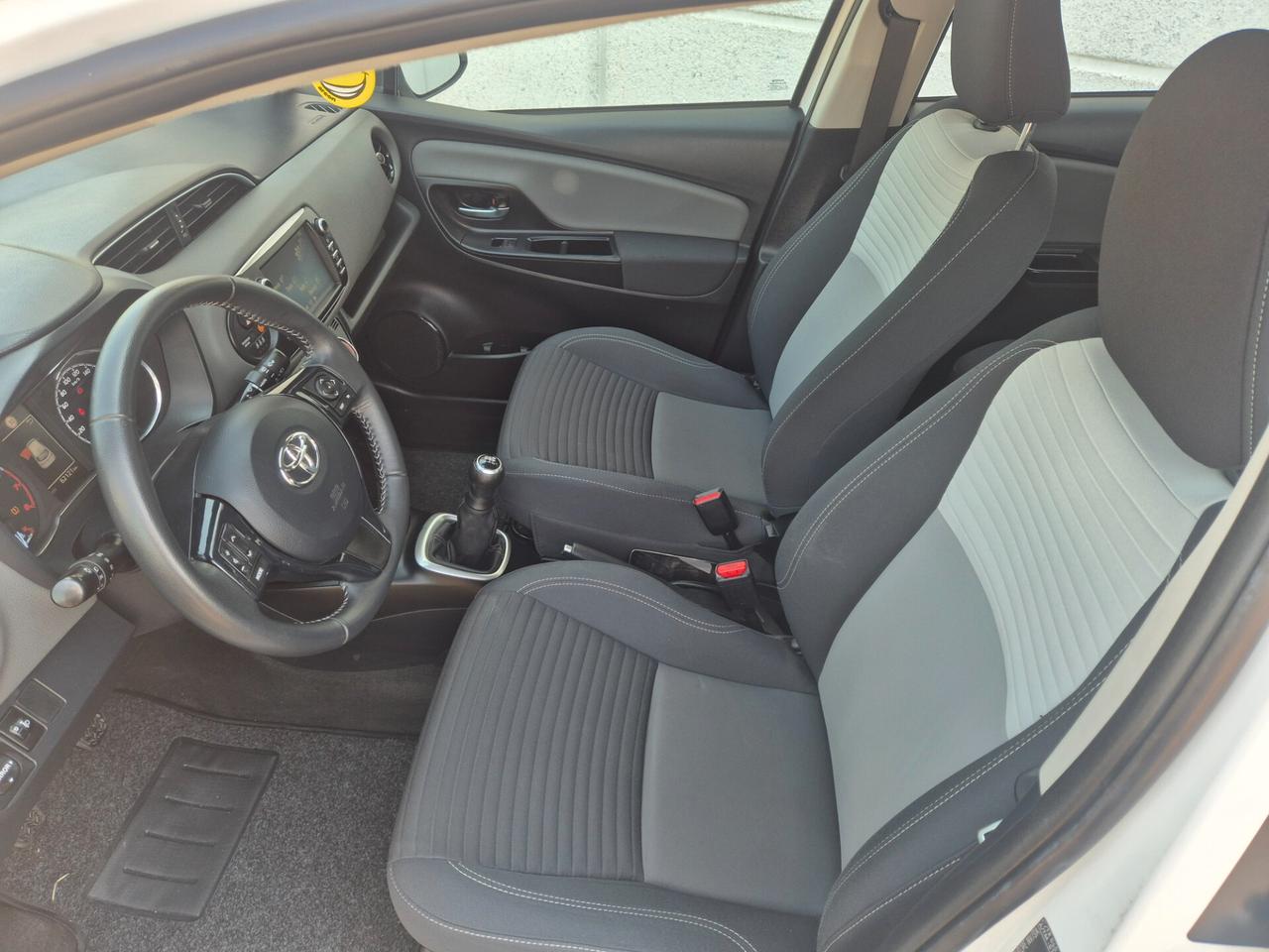 Toyota Yaris 1.0 Benzina Euro 6 NEOPATENTATO