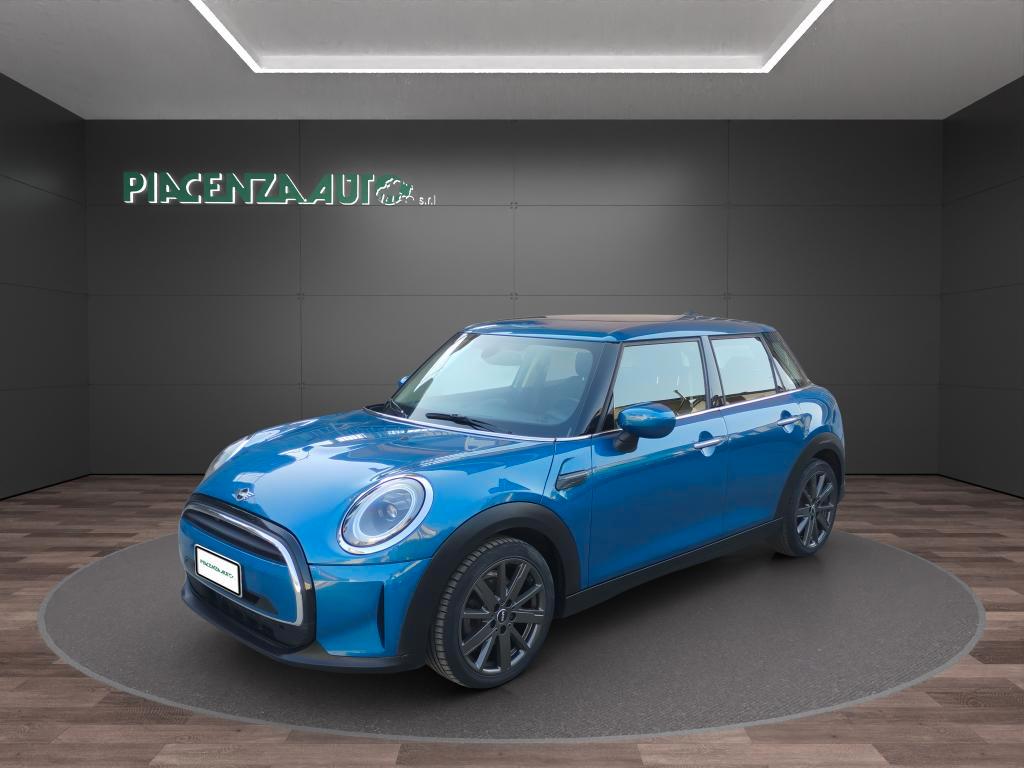 Mini 5 Porte One Essential 1.5 Twin Power Turbo 75cv.SEDILI SPORTIVI