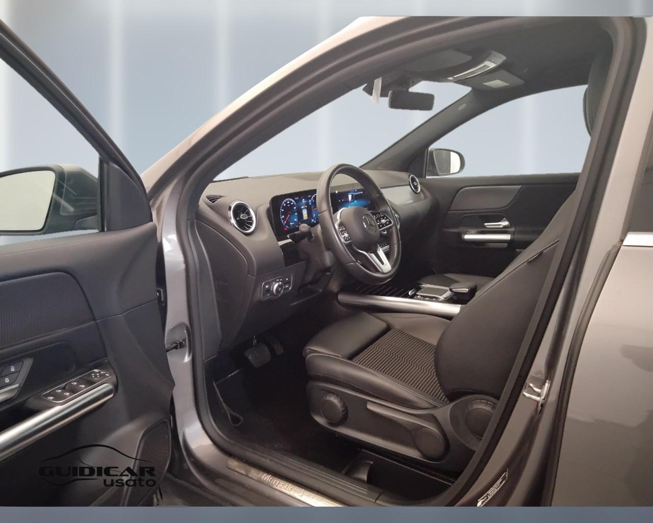 Mercedes-Benz GLA-H247 2020 - GLA 180 d Sport Plus auto