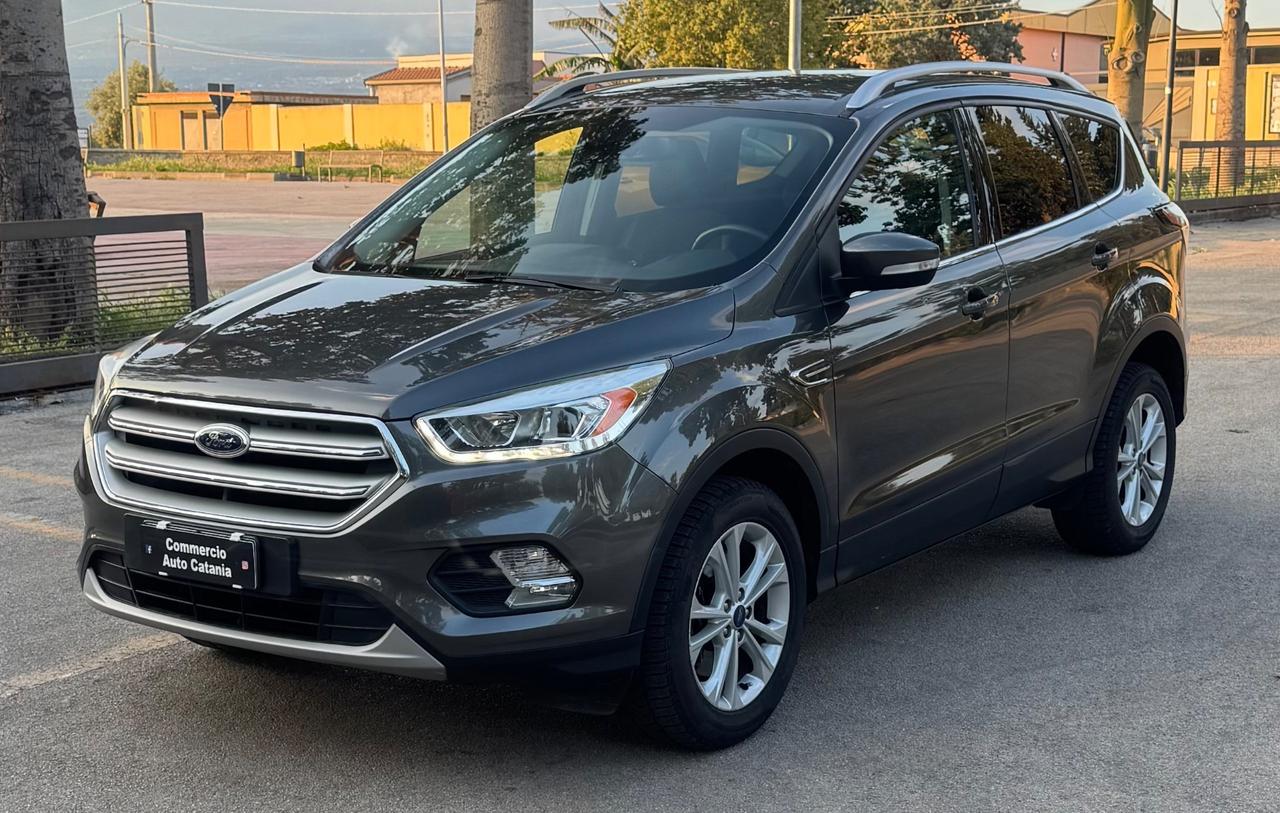 Ford Kuga 1.5 TDCI TITANIUM