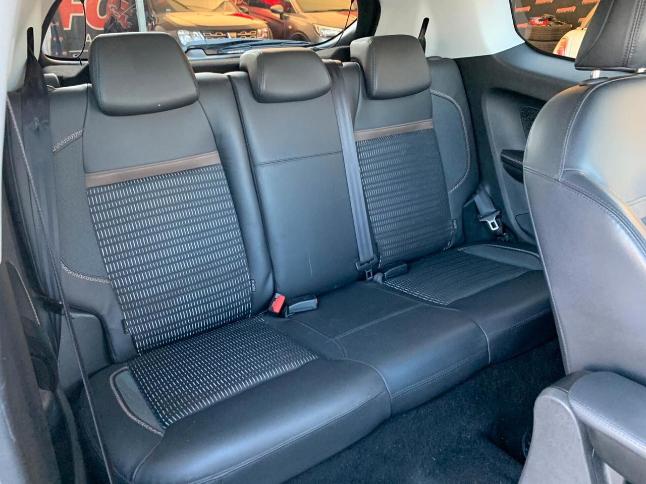 Peugeot 208 1.2 VTi 82 CV 3 porte Allure