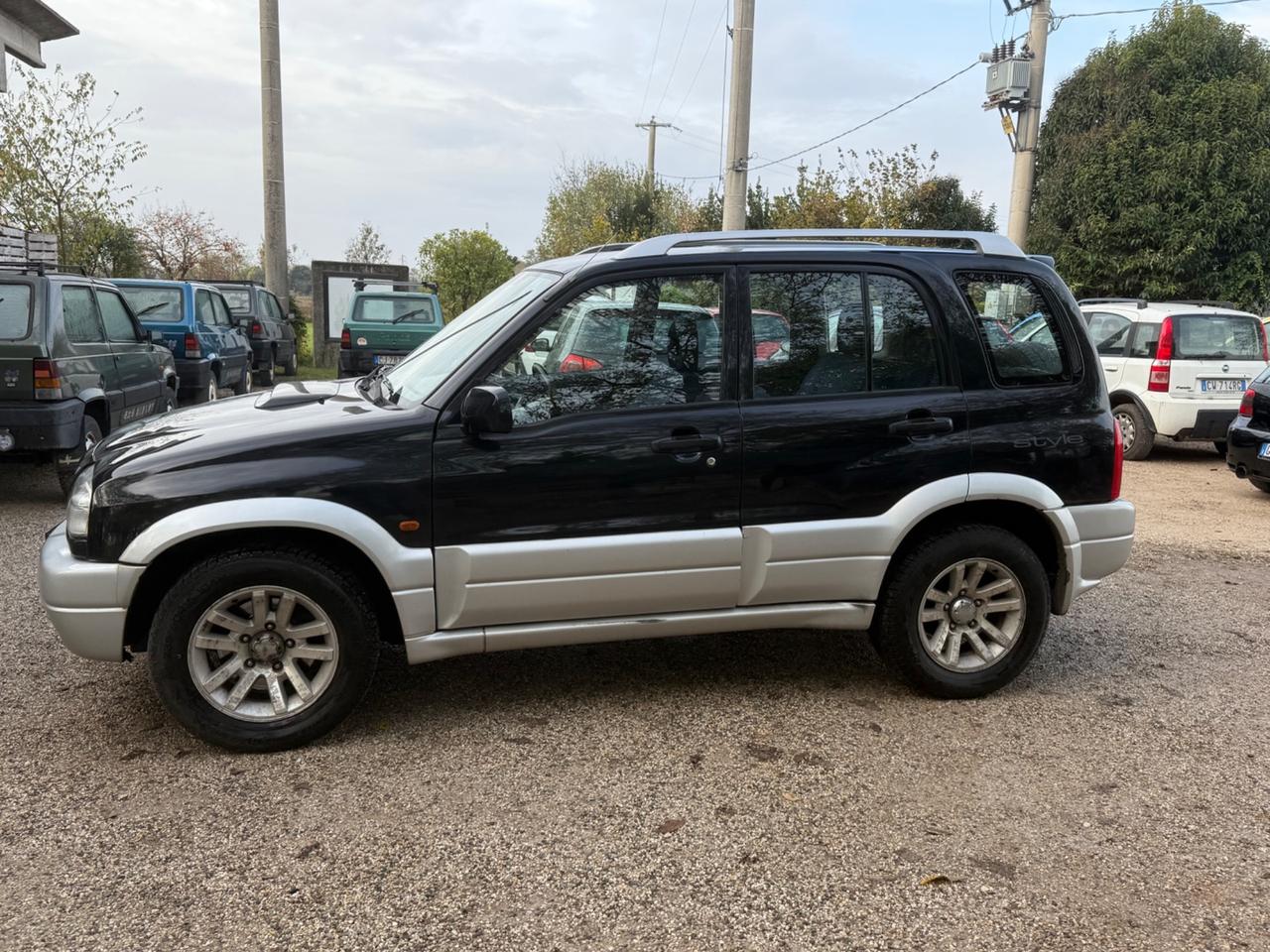 Suzuki Grand Vitara gancio traino