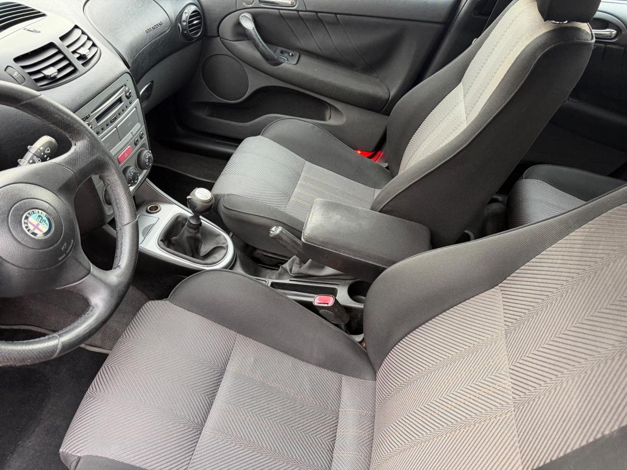 Alfa Romeo 147 1.9 JTD M-JET 16V 5 porte Dist.