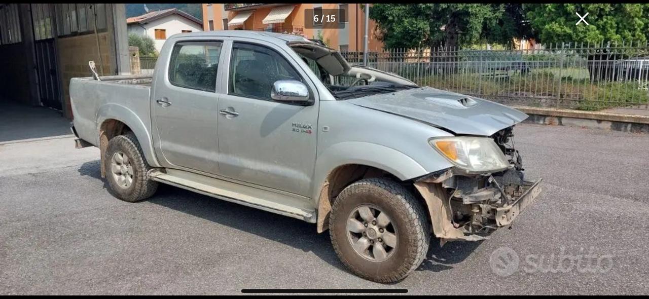 Toyota Hilux 3.0 D-4D 4WD 4p. Double Cab SR