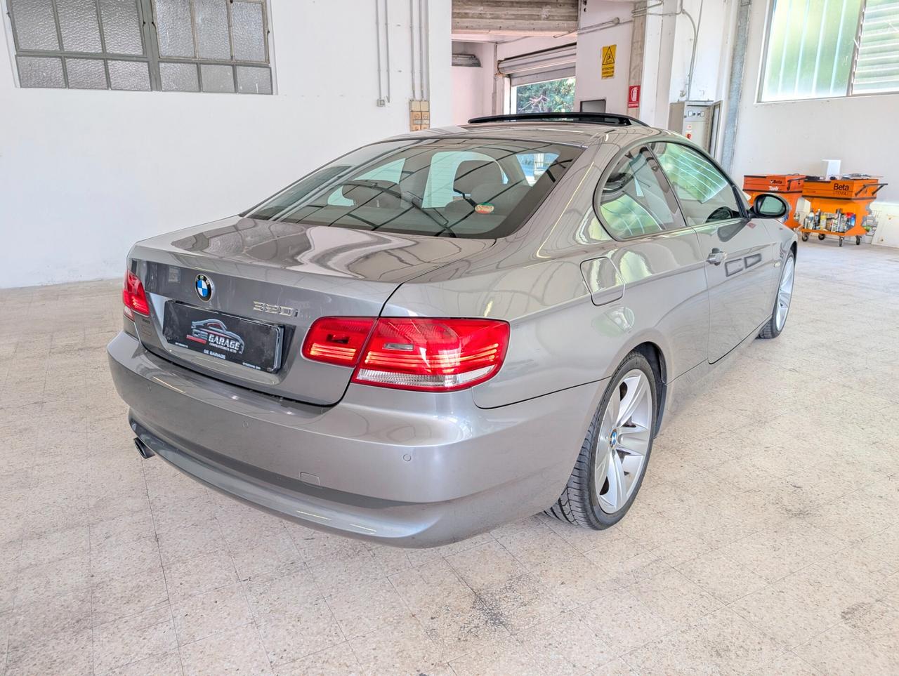 Bmw 320i cat Attiva