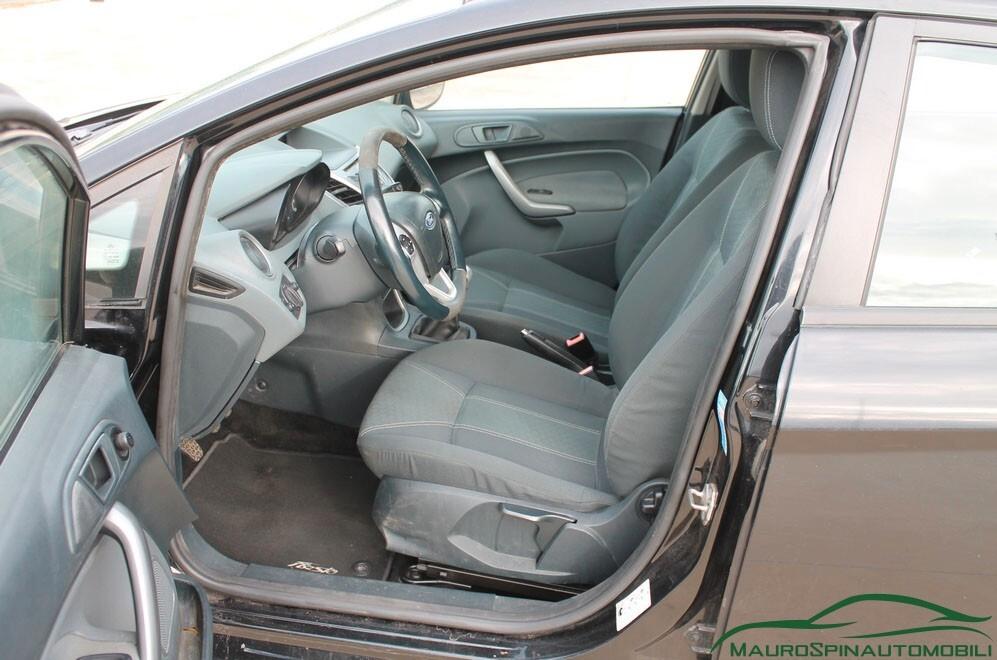 Ford Fiesta 1.4 TDCi 5p. Titanium ANCHE NEOPATENTATI
