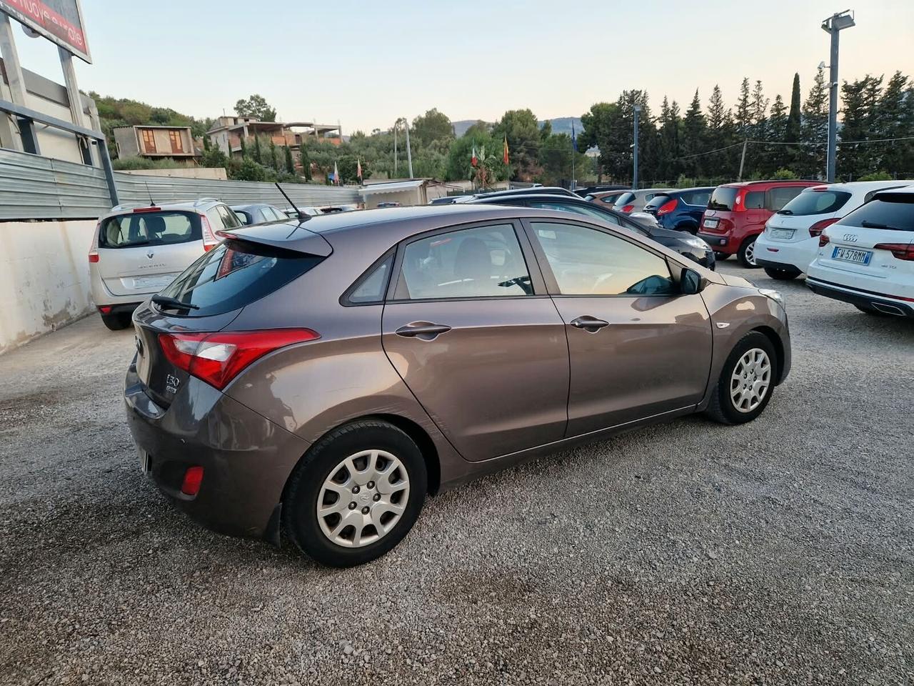 Hyundai i30 1.4 CRDi 5p. 90 CV