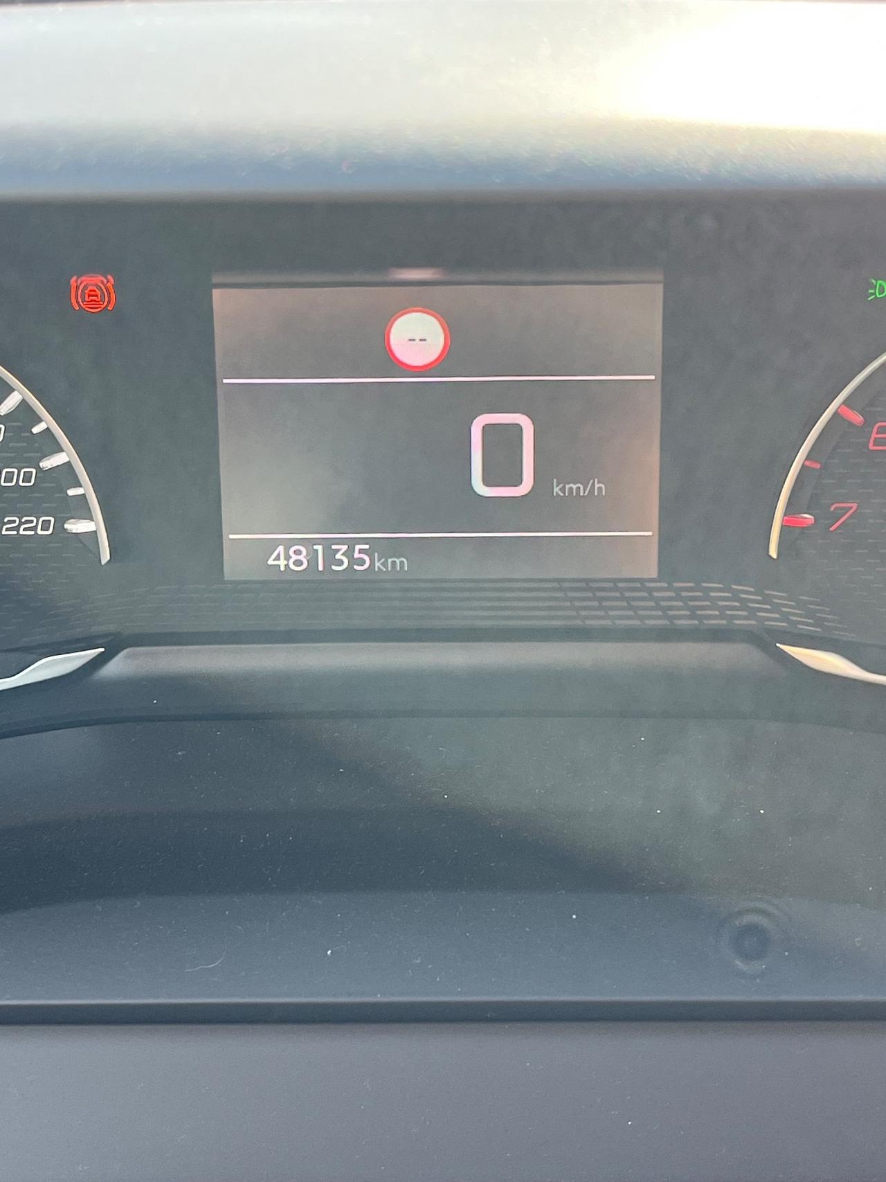 Peugeot 208 PureTech Allure