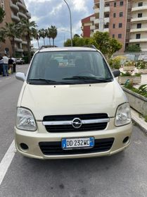 Opel Agila 1.0 benzina neopatentati