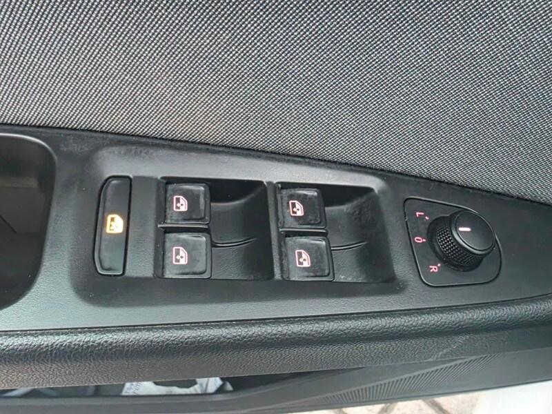 SEAT Leon 3ª serie Leon 1.5 TGI 5p. Style