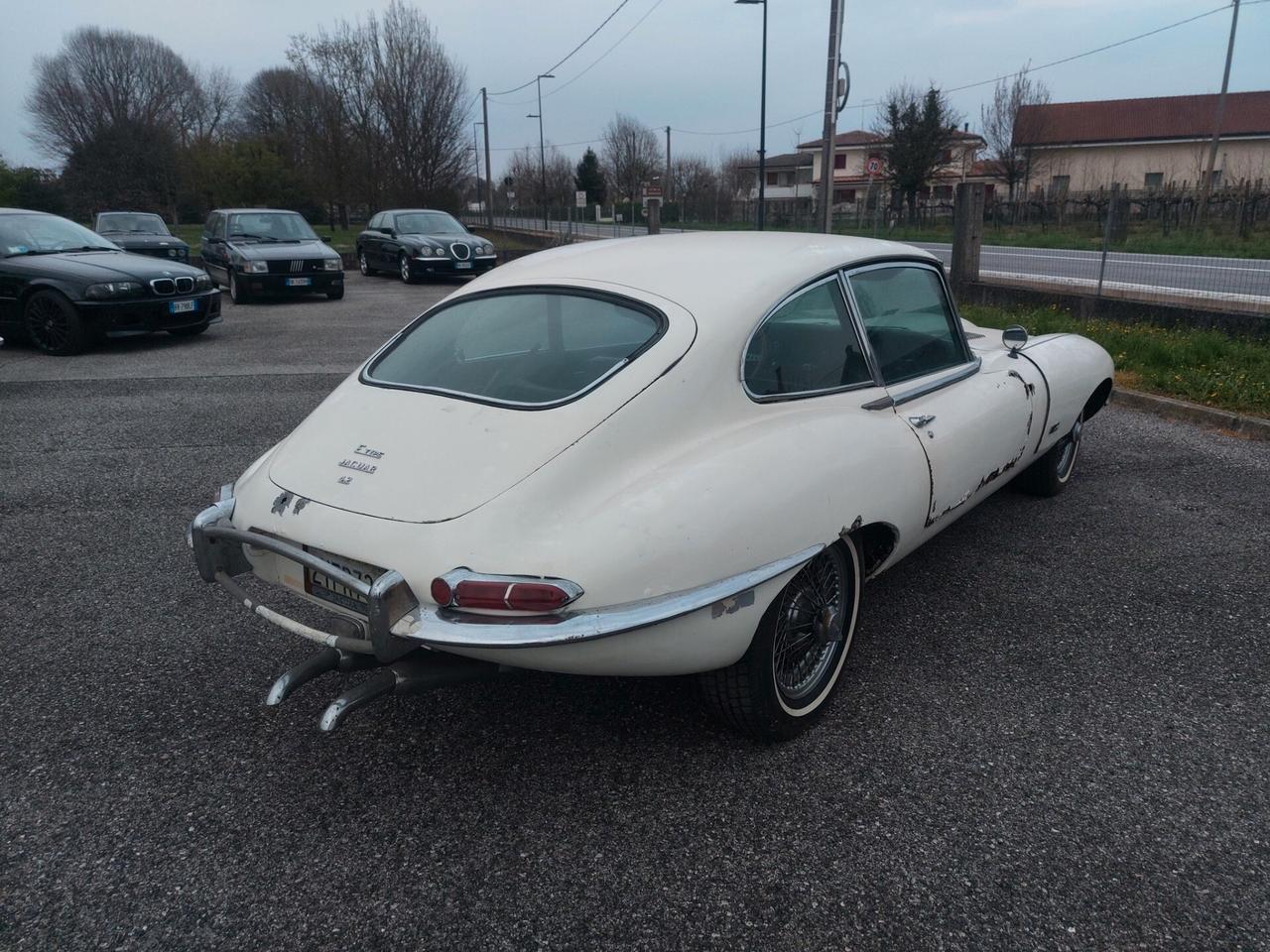 Jaguar E Type 4200 Coupè del 1966
