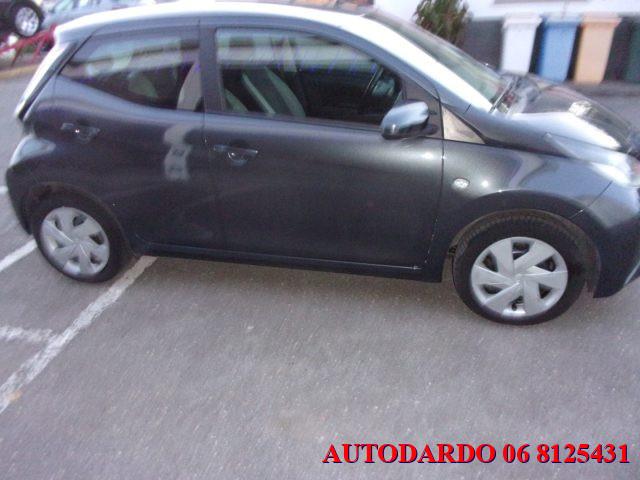 TOYOTA Aygo X-business 1.0 VVT-i 69 CV 5 porte