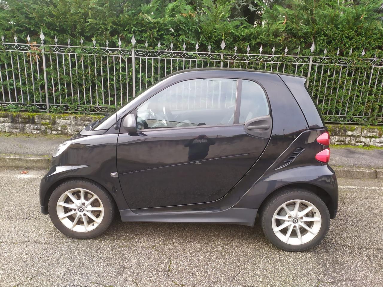 Smart ForTwo 1000 52 kW coupé passion - 2013