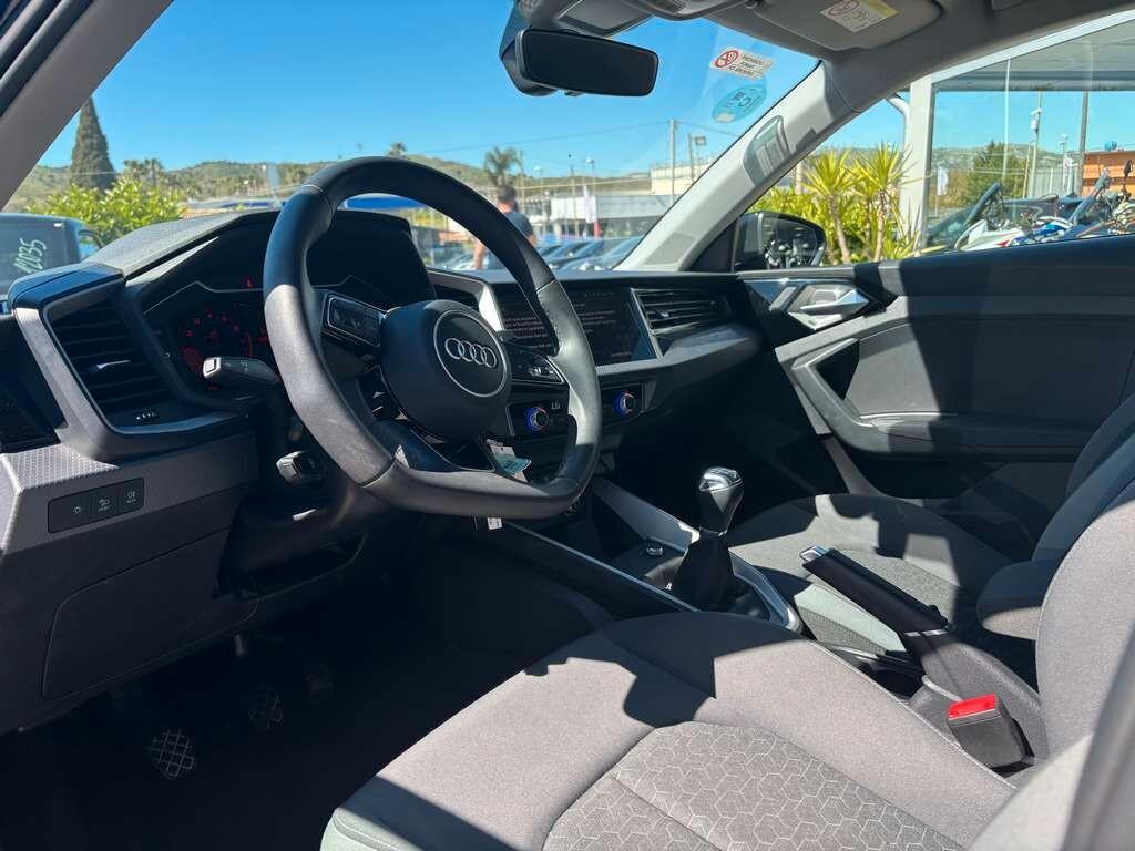 Audi A1 SPB 30 TFSI S line edition 2025 / KM 12.000 IVA ESPOSTA Tua a solo 275 Euro al mese