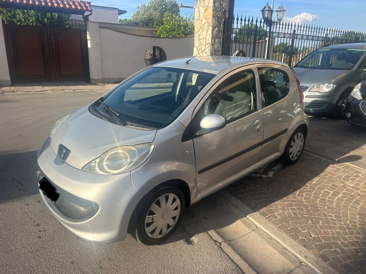 Peugeot 107 1.4 HDi 5p. Sweet Years