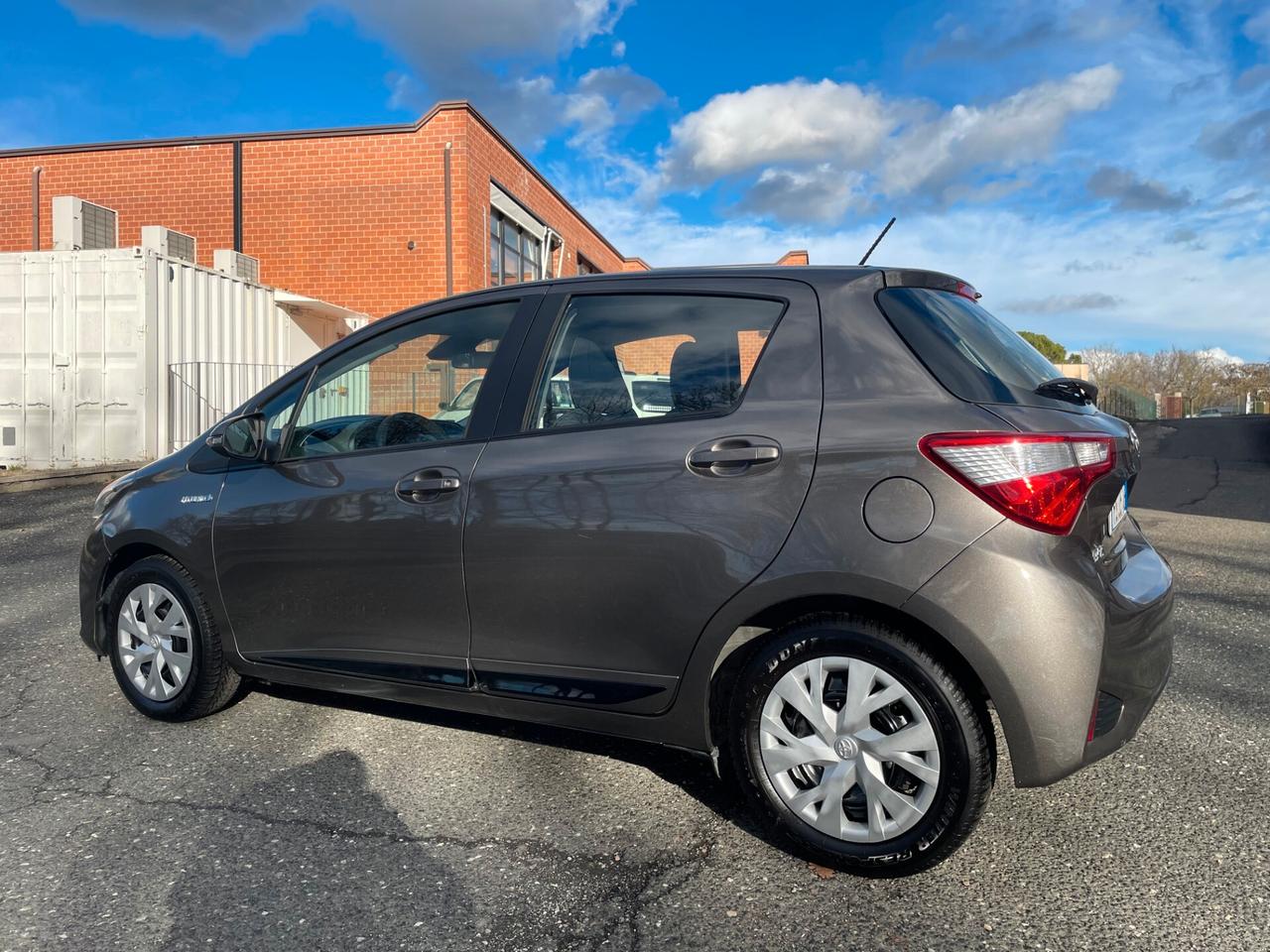 Toyota Yaris 1.5 Hybrid 5 porte Active * OK NEOPATENTATI*