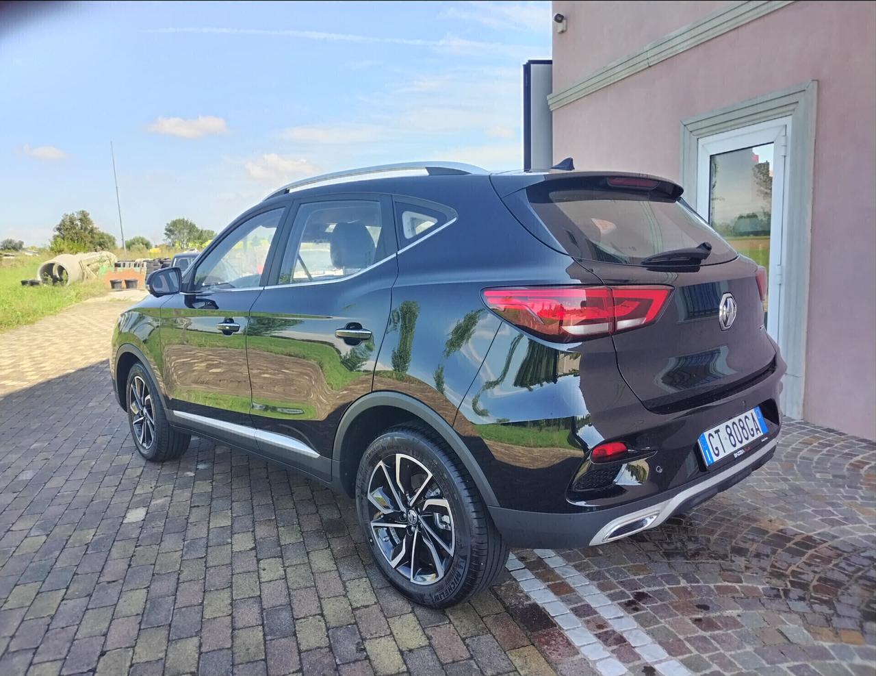 MG Mod. Luxury cambio automatico