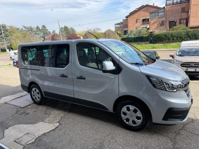 RENAULT Trafic BluedCi 150CV PC-TN Equilibre 9 POSTI 3.300 KILOME
