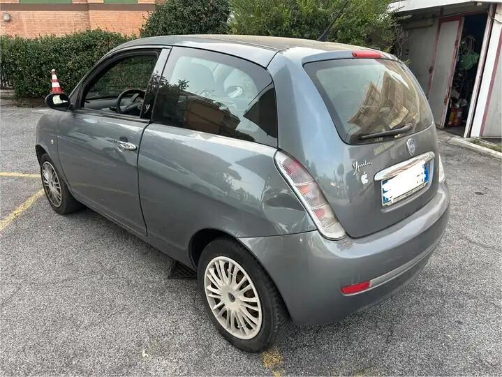 Lancia Ypsilon 1.2 Argento