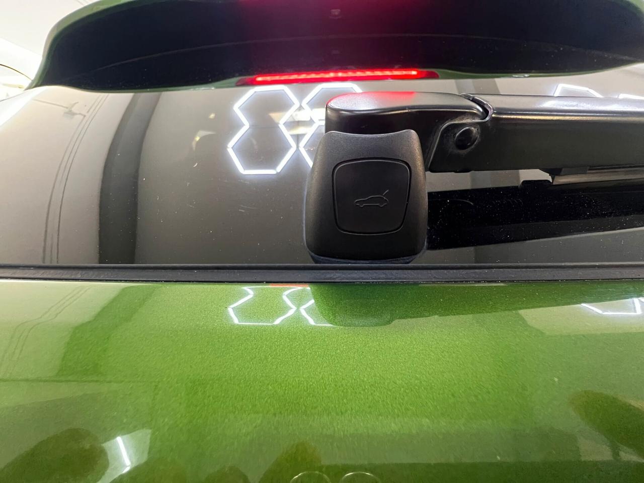 Porsche Macan 2.0 Python Green Iva Esposta
