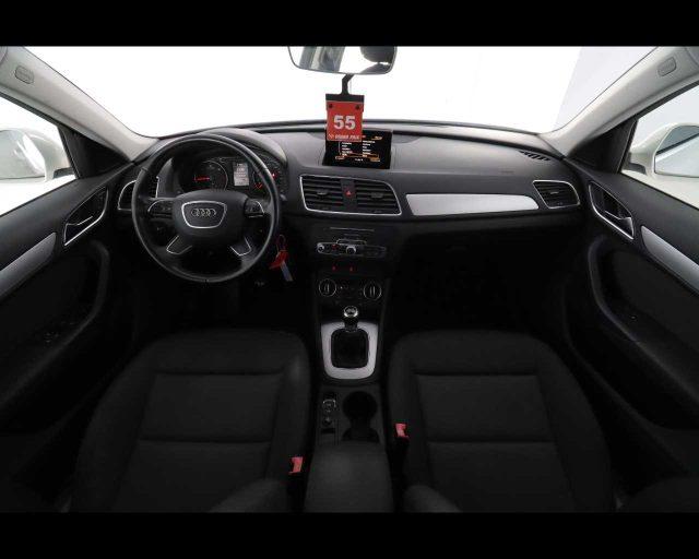 AUDI Q3 2.0 TDI 120 CV Business
