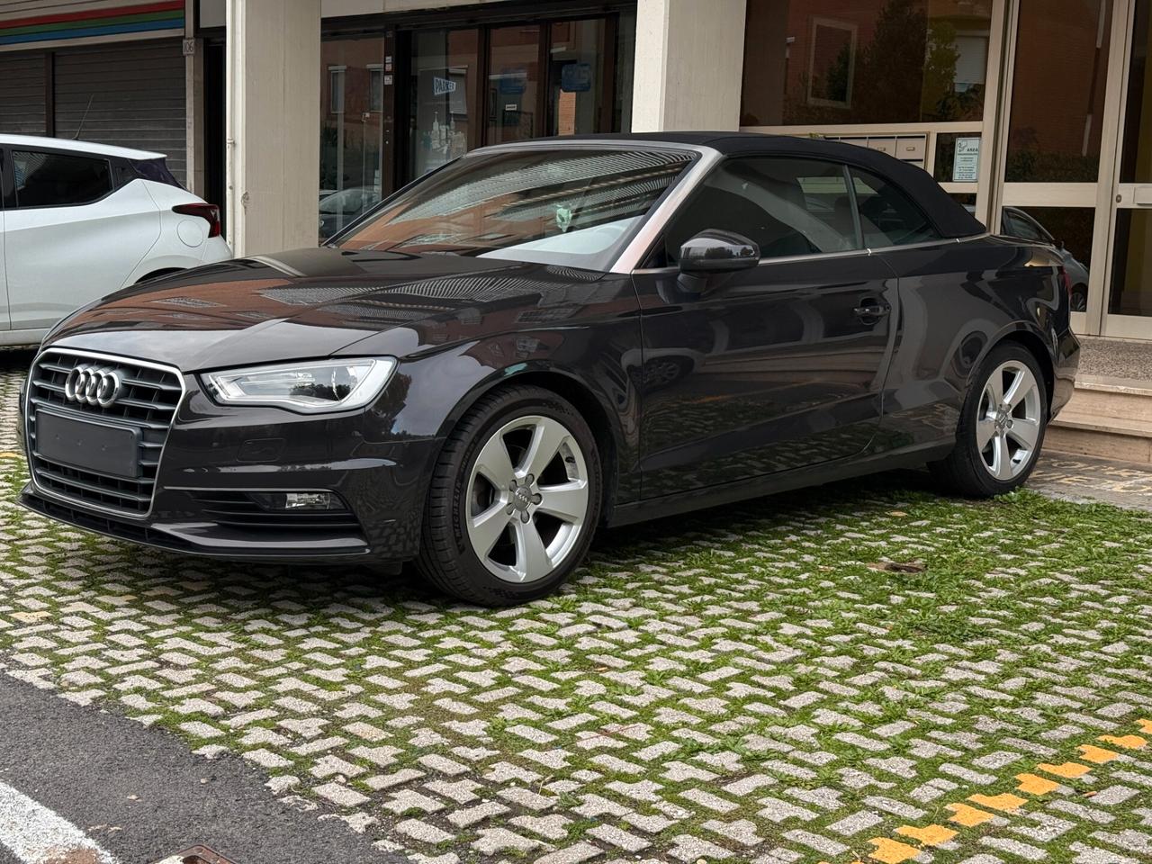 Audi A3 Cabrio 1.4 Sport, Tagl. ufficiali, alcantara, navigatore