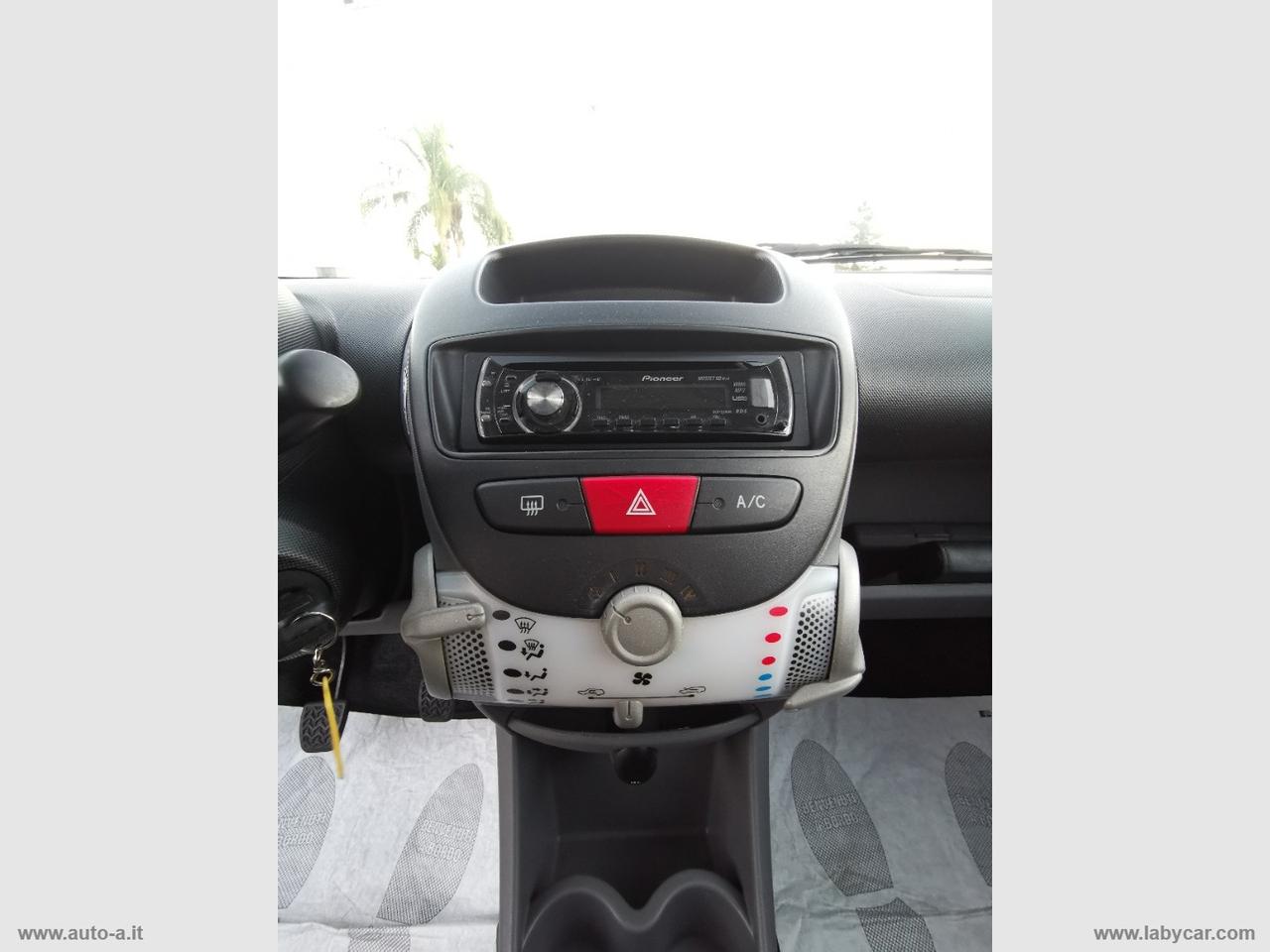 TOYOTA Aygo 1.0 VVT-i 5p. Sol