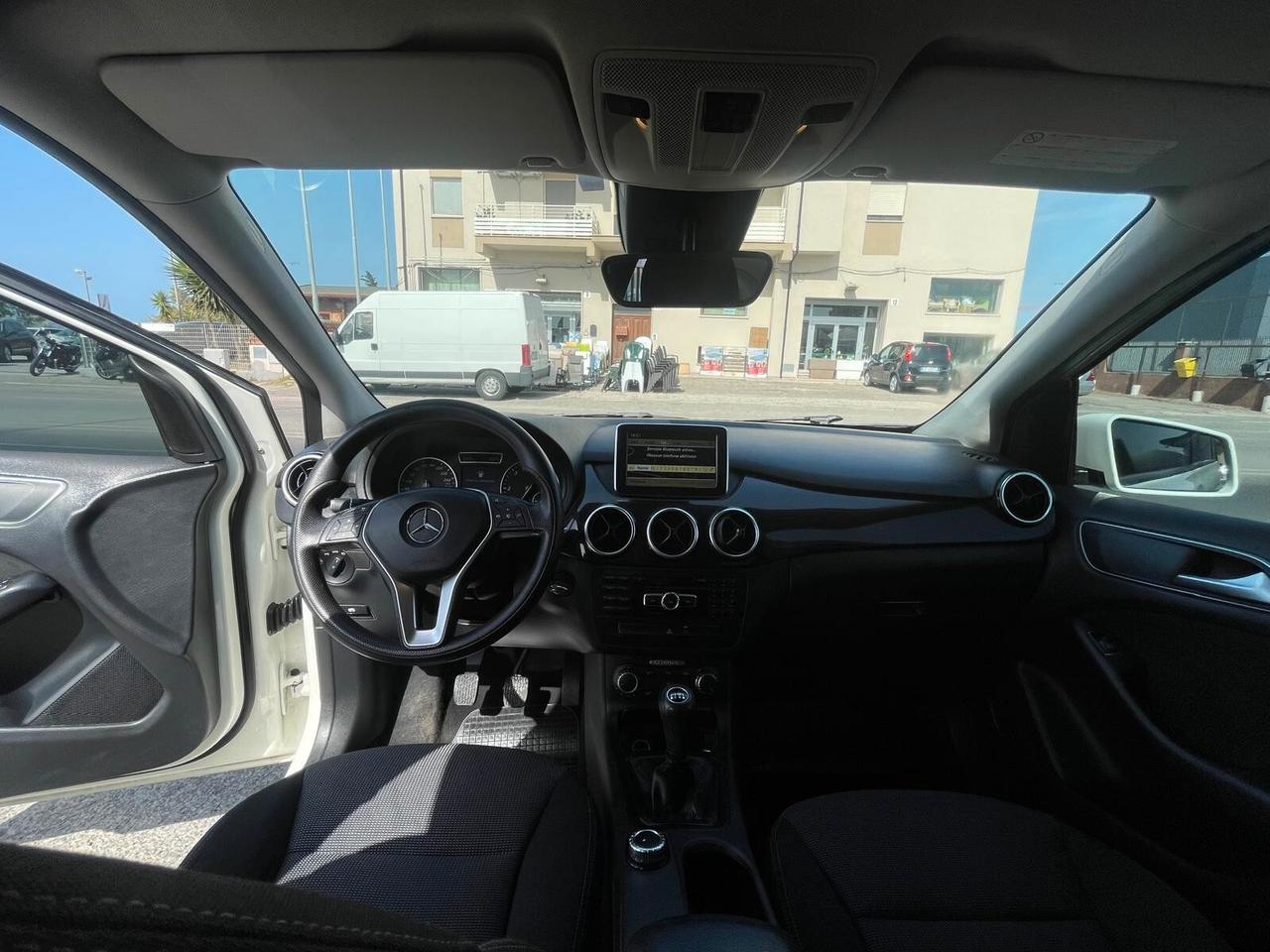 Mercedes-benz B 180 CDI BlueEFFICIENCY Premium