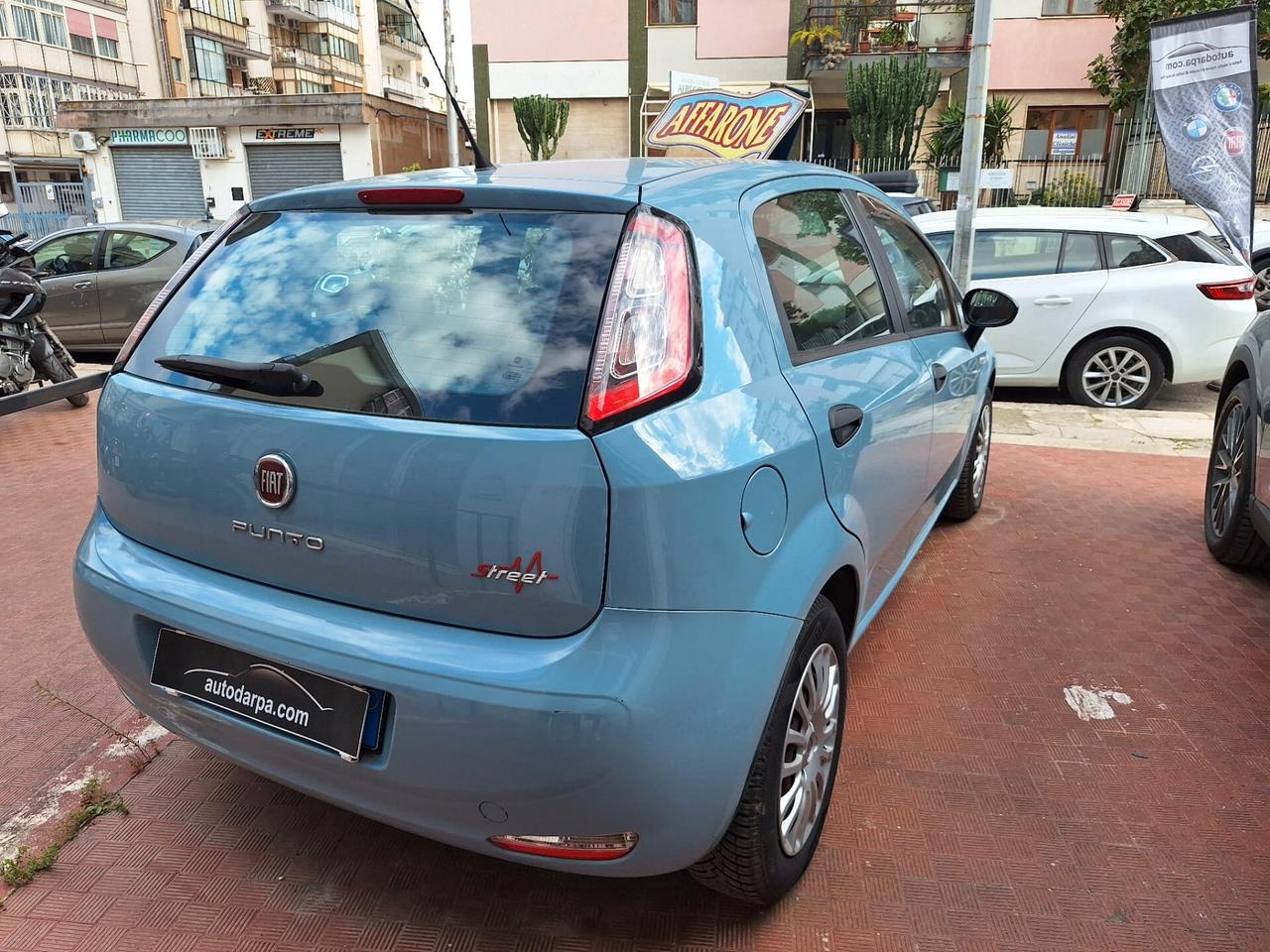 Fiat Punto 1.3 MJT II 75 CV 5 porte Street