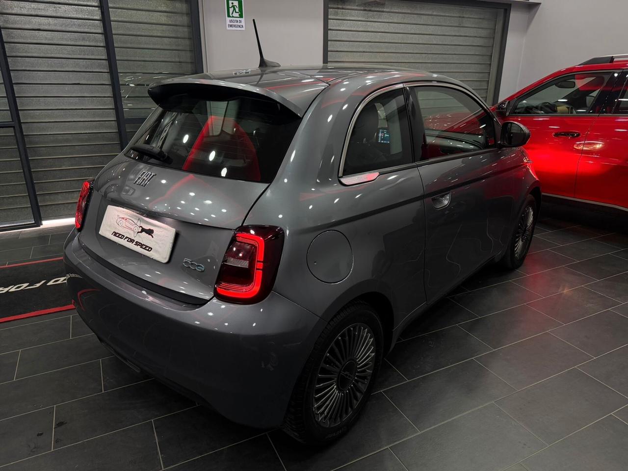 Fiat 500 500e Berlina 42 kWh Passion