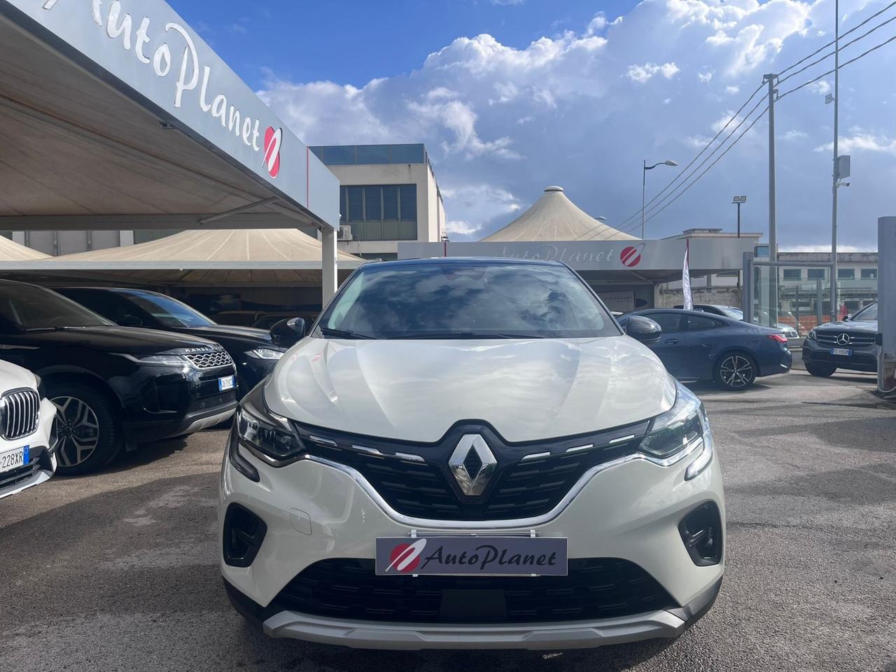 Renault Captur Blue dCi black Friday