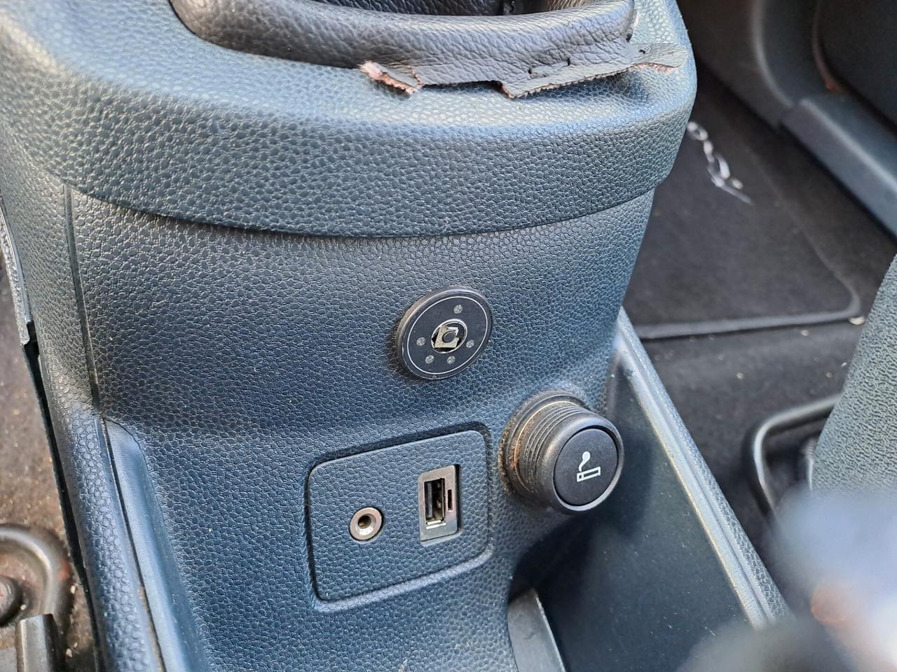 Ford Fiesta 1.4 GPL FINANZIAMENTO SENZA BUSTA PAGA