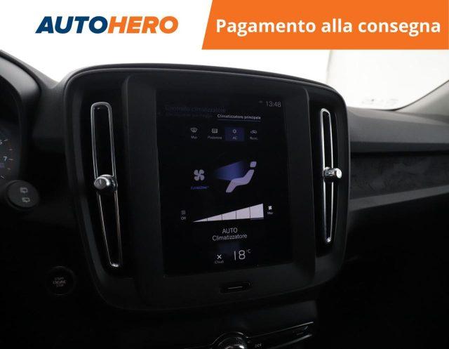 VOLVO XC40 T3 Geartronic Momentum Core