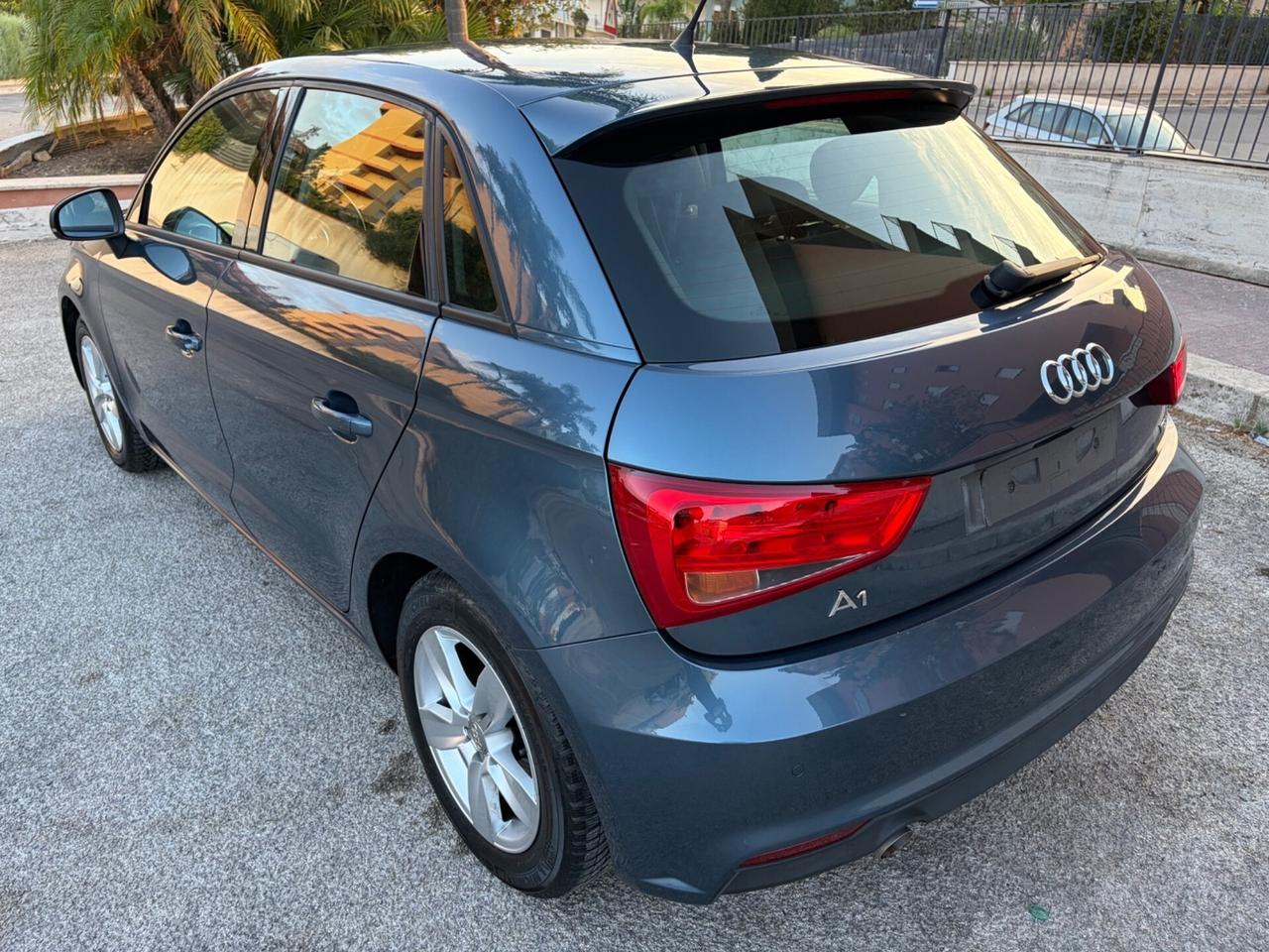 Audi A1 SPB 1.4 TDI Admired
