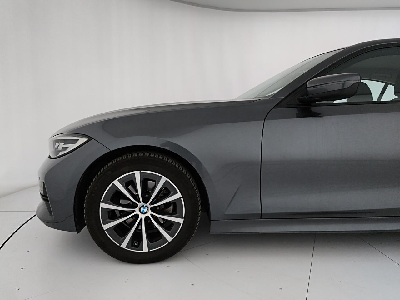 BMW Serie 3 320d Berlina 48V