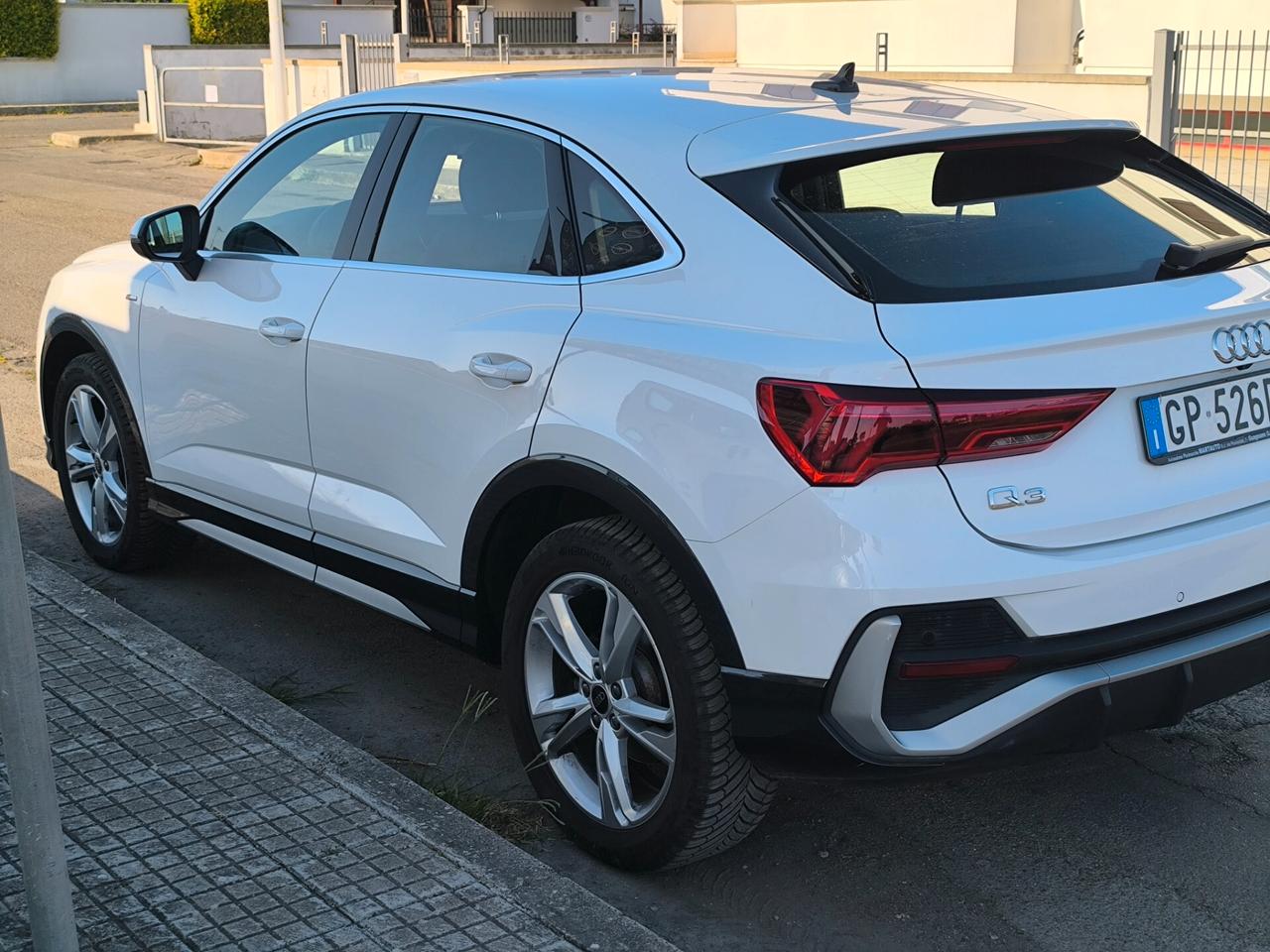 AUDI Q3 SPORTBACK S-LINE INTERNO ESTERNO 2.0 TDI 150cv 07/2