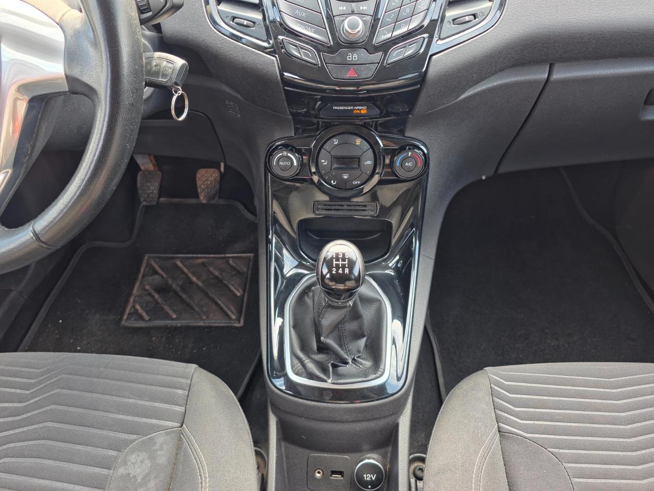 Ford Fiesta 1.5 TDCi 75CV 5 porte Titanium 2014-E5B Manuale NEO