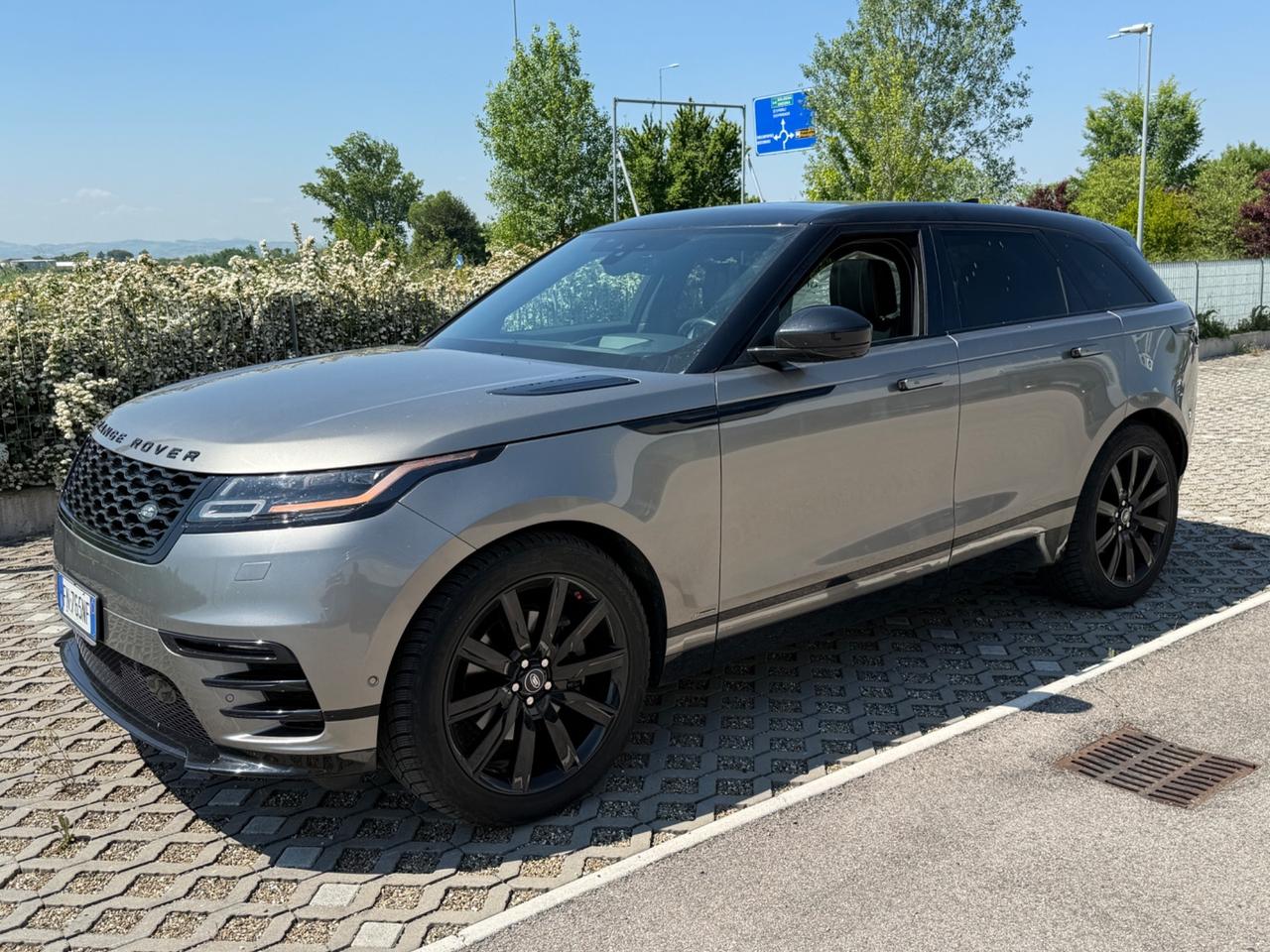 Land Rover Range Rover Velar 3.0D V6 300 CV - prezzo top ita