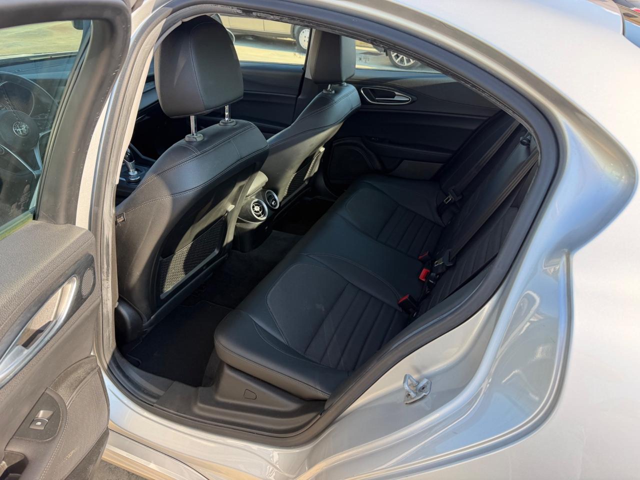 Alfa Romeo Giulia 2.2 Turbodiesel 160 CV AT8 Executive