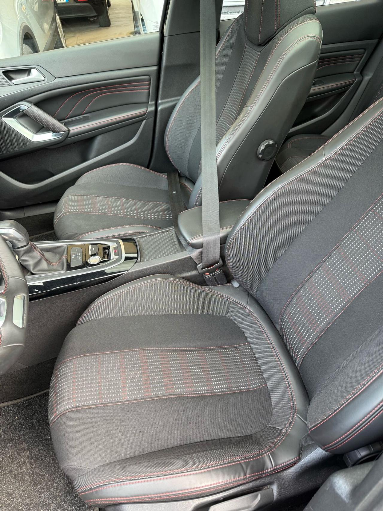 PEUGEOT 308 1,5 DIESEL GT-LINE CAMBIO AUTOMATICO