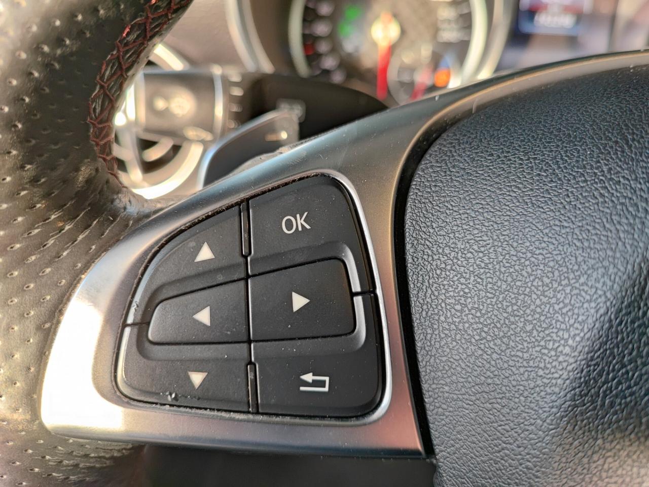 Mercedes-benz SLC 250 250d PREMIUM AMG