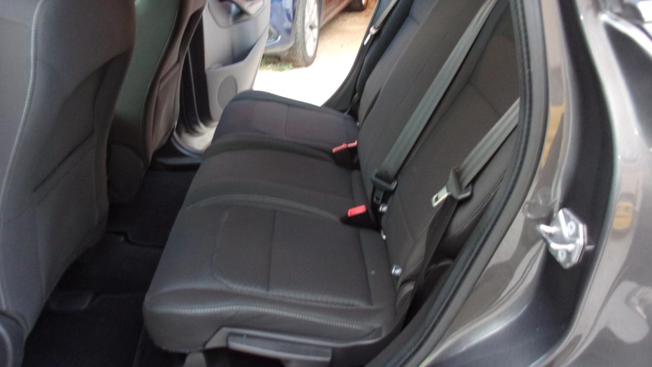 Ford Kuga 1.5 TDCI 120 CV S&S 2WD Titanium