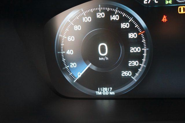 VOLVO V60 D3 Momentum Business Uniprop. Ufficiale Italia